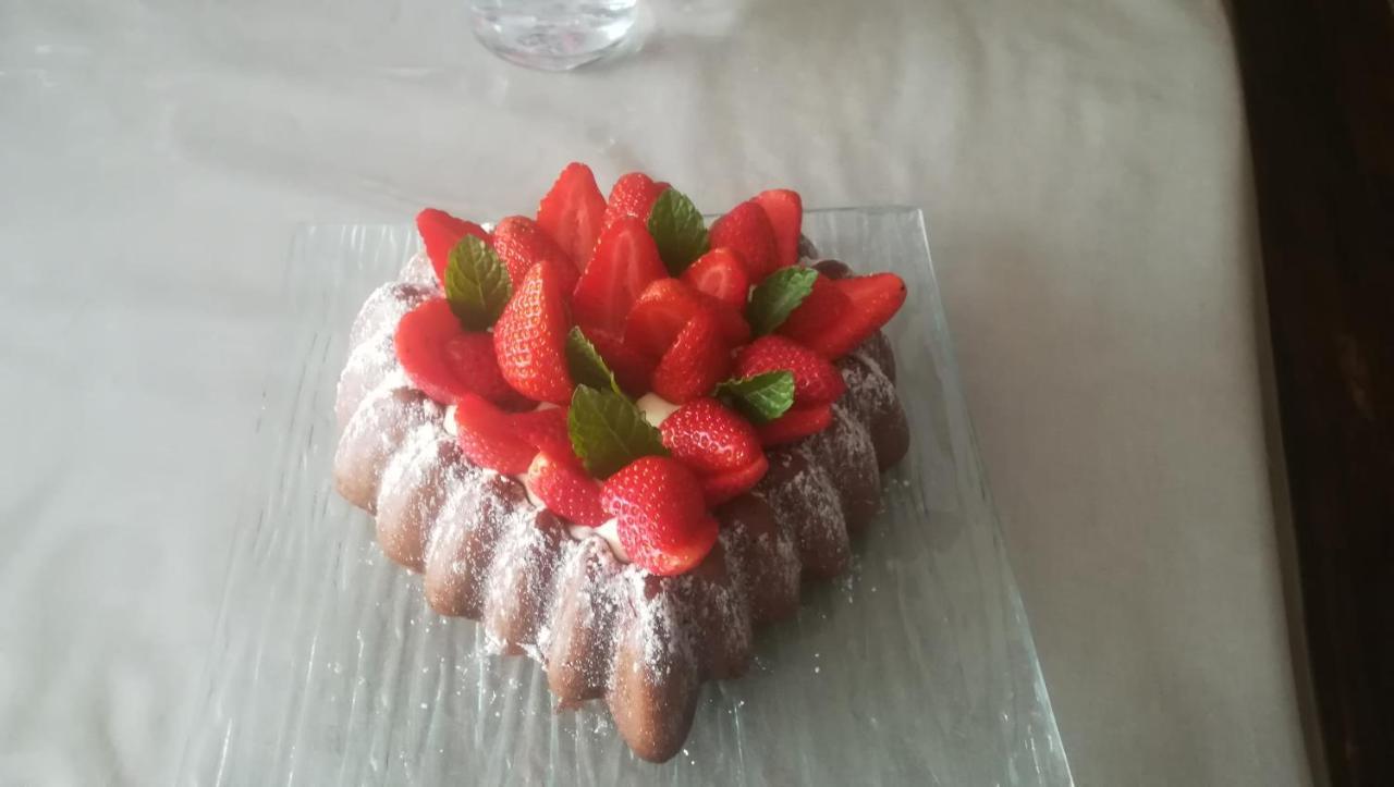 La Gerbaudiere Chambres&Table D Hotes Proche Mont Saint Michel Cuisine Maison Notre-Dame-du-Touchet 外观 照片